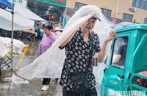 天降急雨，如何应对突发暴雨？